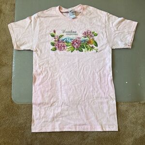 4/$20 Truckee, CA Pink Floral Graphic Tee